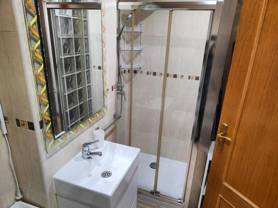 דירות Piso Acogedor En מאלגה מראה חיצוני תמונה