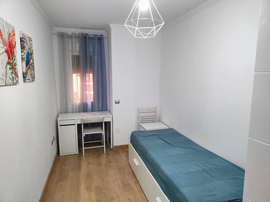 דירות Piso Acogedor En מאלגה מראה חיצוני תמונה